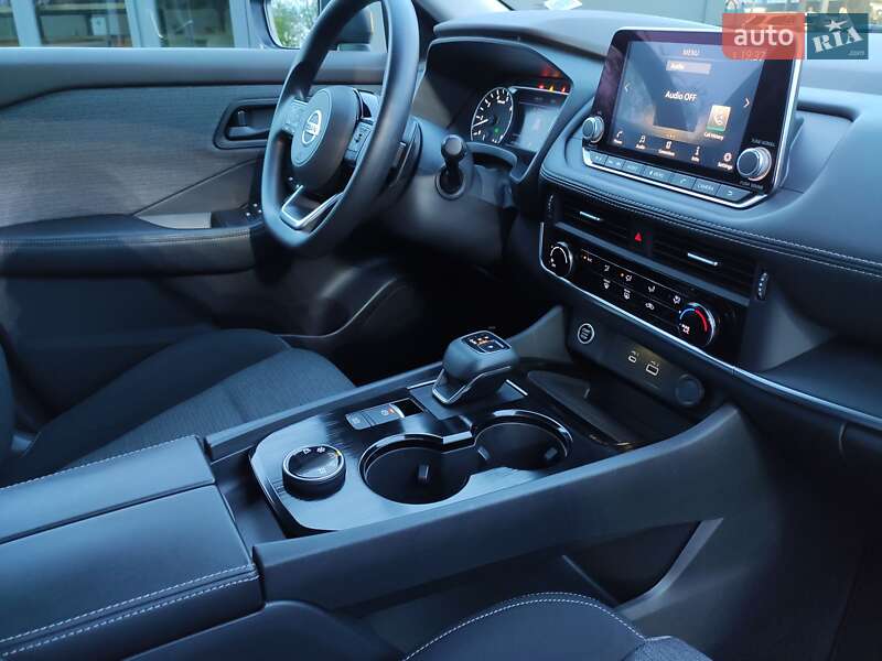 Внедорожник / Кроссовер Nissan Rogue 2021 в Львове