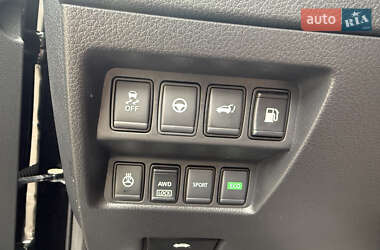 Внедорожник / Кроссовер Nissan Rogue 2019 в 