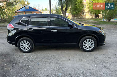 Внедорожник / Кроссовер Nissan Rogue 2015 в 