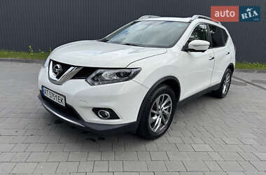 Позашляховик / Кросовер Nissan Rogue 2014 в Івано-Франківську