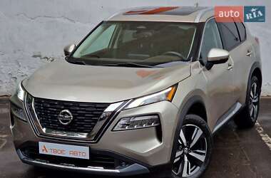 Внедорожник / Кроссовер Nissan Rogue 2021 в 
