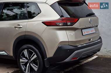 Внедорожник / Кроссовер Nissan Rogue 2021 в 