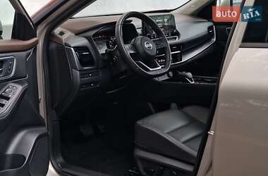 Внедорожник / Кроссовер Nissan Rogue 2021 в 