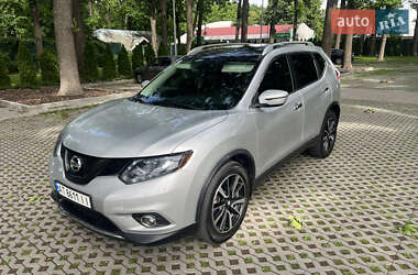 Внедорожник / Кроссовер Nissan Rogue 2015 в 