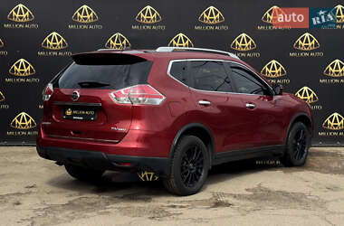 Внедорожник / Кроссовер Nissan Rogue 2016 в 