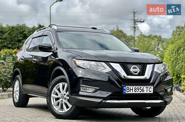Внедорожник / Кроссовер Nissan Rogue 2017 в Одессе