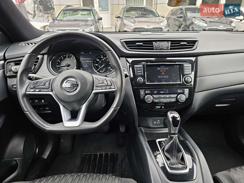 Позашляховик / Кросовер Nissan Rogue 2019 в Одесі