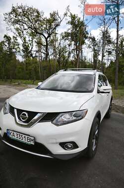 Внедорожник / Кроссовер Nissan Rogue 2015 в Киеве