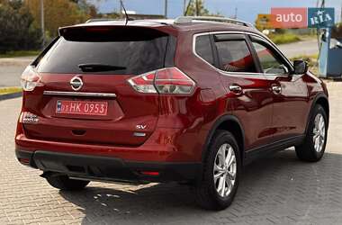 Внедорожник / Кроссовер Nissan Rogue 2015 в 