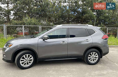 Позашляховик / Кросовер Nissan Rogue 2016 в 