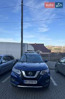 Внедорожник / Кроссовер Nissan Rogue 2018 в Одессе
