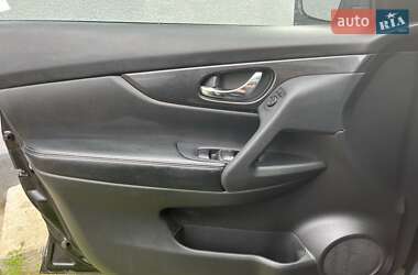 Внедорожник / Кроссовер Nissan Rogue 2014 в 