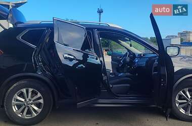 Позашляховик / Кросовер Nissan Rogue 2019 в 