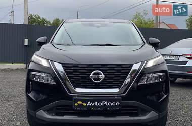Внедорожник / Кроссовер Nissan Rogue 2021 в 