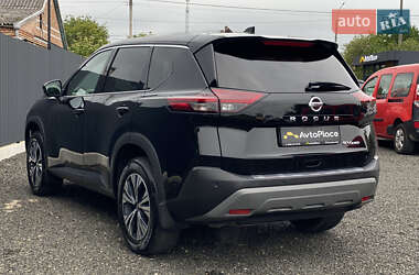 Внедорожник / Кроссовер Nissan Rogue 2021 в 