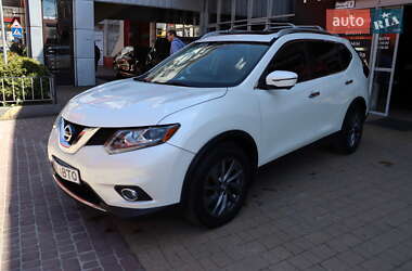 Внедорожник / Кроссовер Nissan Rogue 2016 в 