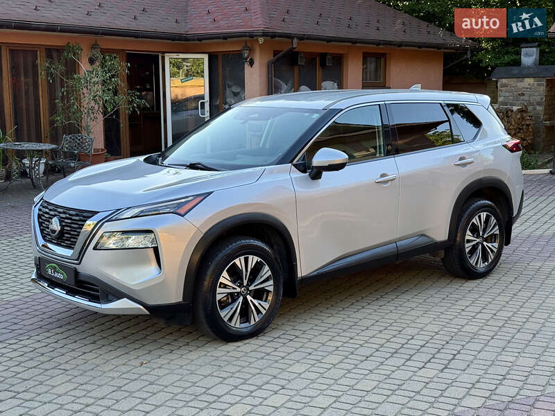 Внедорожник / Кроссовер Nissan Rogue 2021 в Мукачево