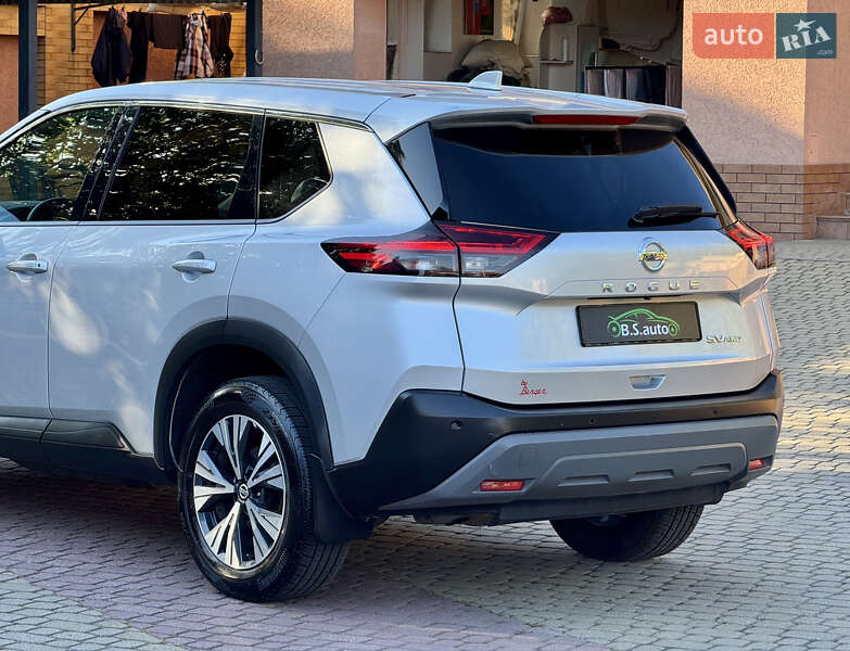 Внедорожник / Кроссовер Nissan Rogue 2021 в Мукачево