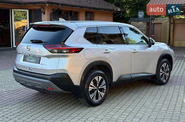 Внедорожник / Кроссовер Nissan Rogue 2021 в 