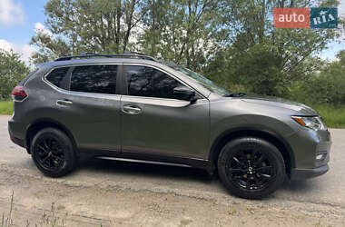 Внедорожник / Кроссовер Nissan Rogue 2018 в Львове