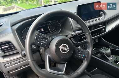 Внедорожник / Кроссовер Nissan Rogue 2024 в 