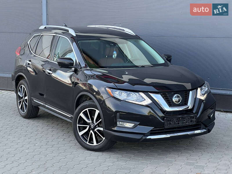 Позашляховик / Кросовер Nissan Rogue 2018 в Києві