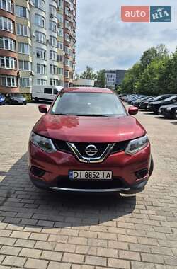 Внедорожник / Кроссовер Nissan Rogue 2016 в Львове