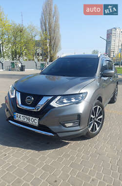 Внедорожник / Кроссовер Nissan Rogue 2019 в Харькове