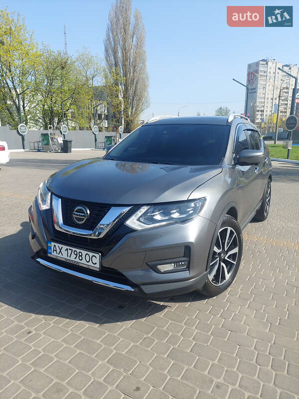 Nissan Rogue 2019