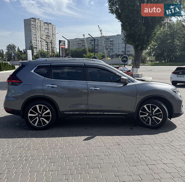Внедорожник / Кроссовер Nissan Rogue 2019 в Харькове