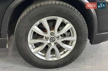 Позашляховик / Кросовер Nissan Rogue 2018 в 
