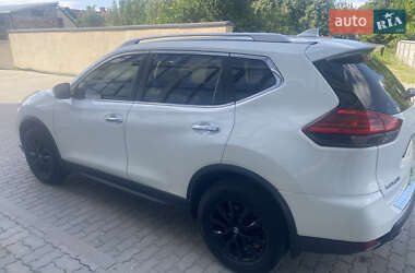 Позашляховик / Кросовер Nissan Rogue 2016 в 