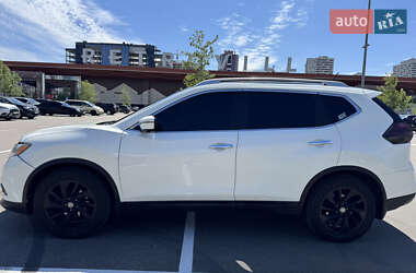 Позашляховик / Кросовер Nissan Rogue 2014 в 