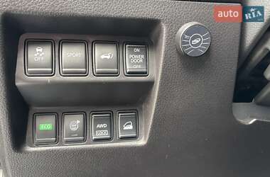Внедорожник / Кроссовер Nissan Rogue 2014 в 