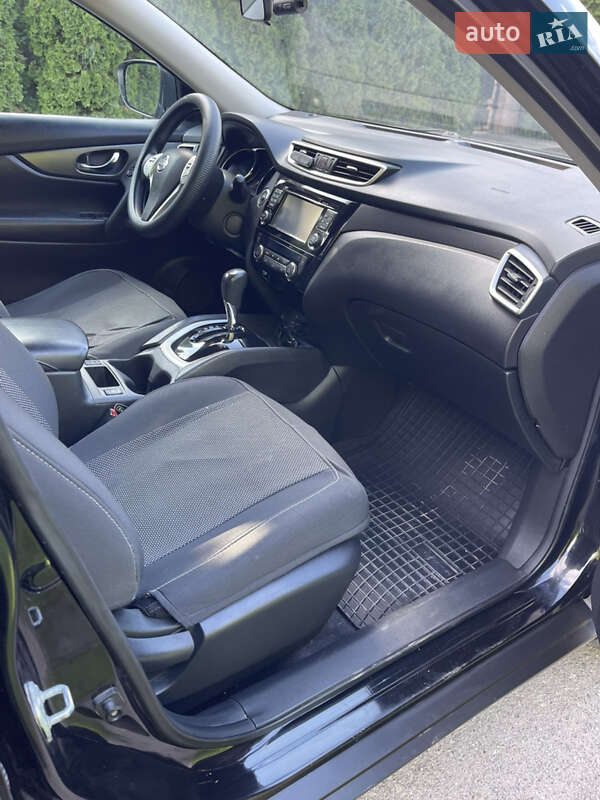 Позашляховик / Кросовер Nissan Rogue 2016 в Тернополі фото 10 Позашляховик / Кросовер Nissan Rogue 2016 в Тернополі