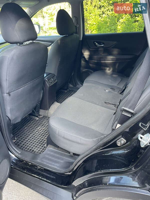 Позашляховик / Кросовер Nissan Rogue 2016 в Тернополі фото 14 Позашляховик / Кросовер Nissan Rogue 2016 в Тернополі