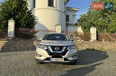 Позашляховик / Кросовер Nissan Rogue 2017 в Білій Церкві
