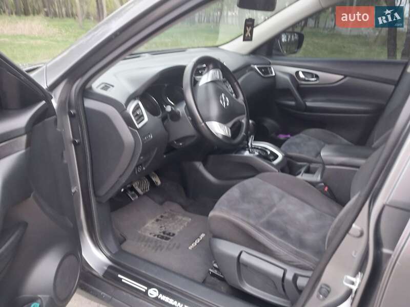 Внедорожник / Кроссовер Nissan Rogue 2014 в Ахтырке