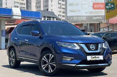 Позашляховик / Кросовер Nissan Rogue 2017 в Одесі