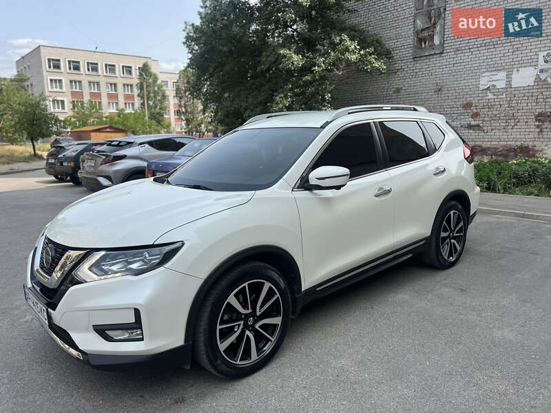 Nissan Rogue 2018