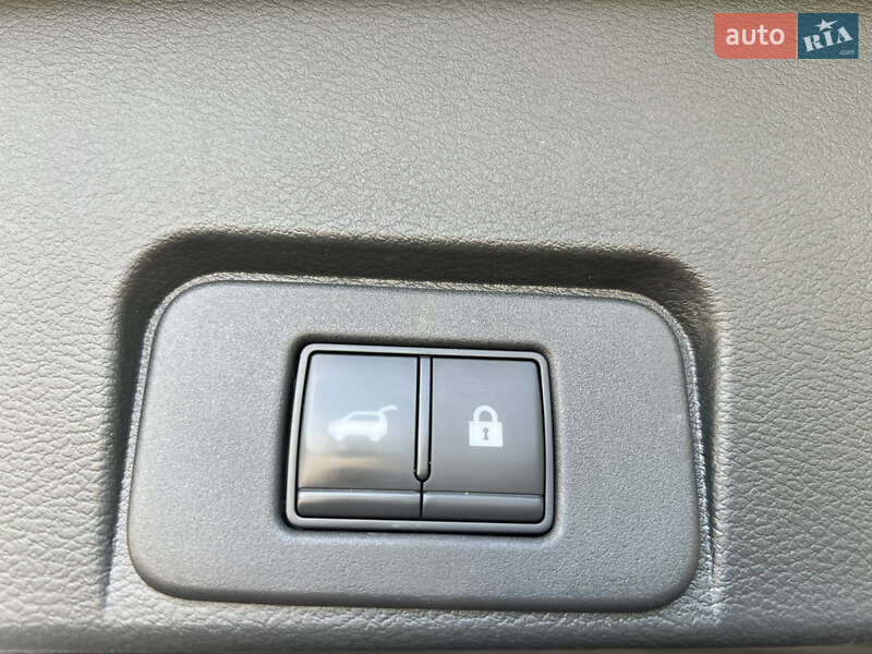 Позашляховик / Кросовер Nissan Rogue 2022 в Миколаєві