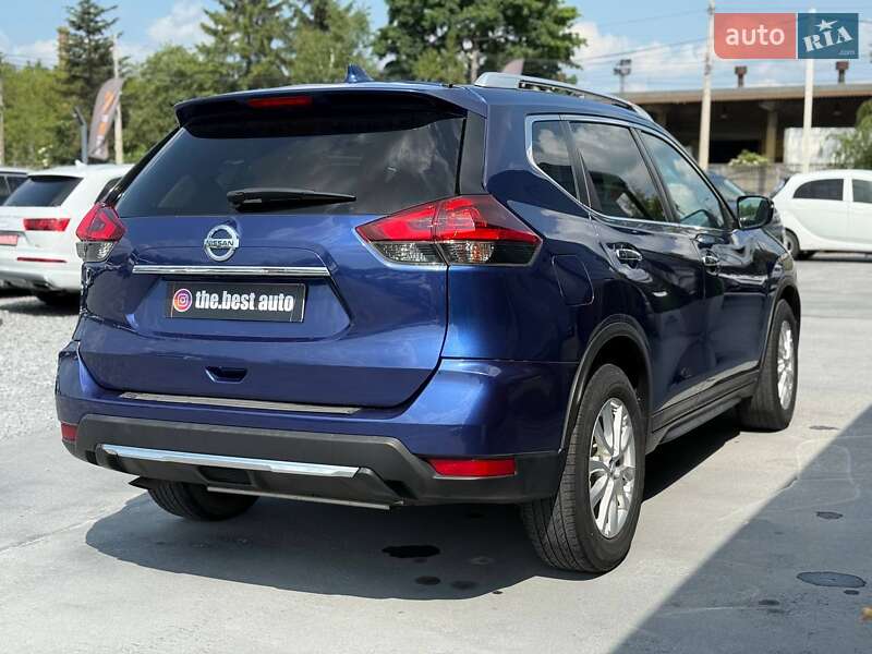Позашляховик / Кросовер Nissan Rogue 2017 в Рівному