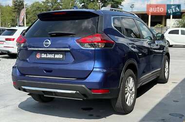Внедорожник / Кроссовер Nissan Rogue 2017 в 