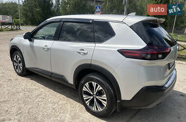 Внедорожник / Кроссовер Nissan Rogue 2021 в 