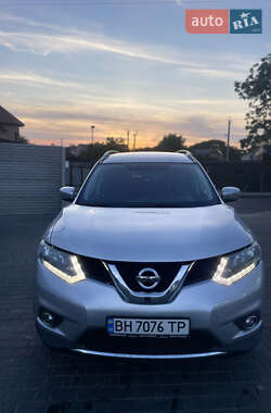 Внедорожник / Кроссовер Nissan Rogue 2015 в Одессе