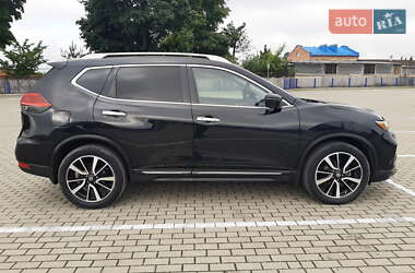 Внедорожник / Кроссовер Nissan Rogue 2019 в 