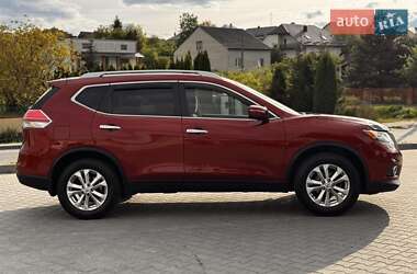 Позашляховик / Кросовер Nissan Rogue 2015 в 