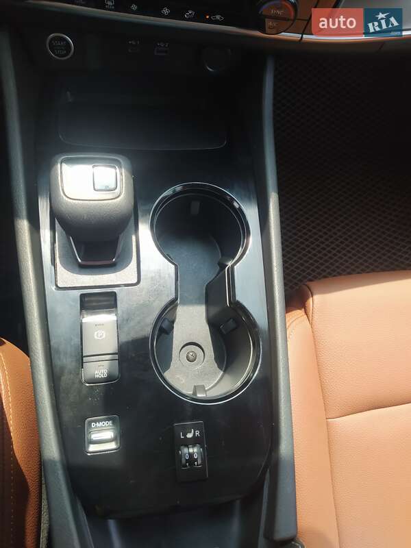 Внедорожник / Кроссовер Nissan Rogue 2021 в Киеве