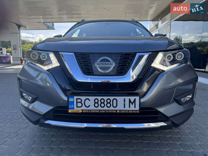 Внедорожник / Кроссовер Nissan Rogue 2017 в 