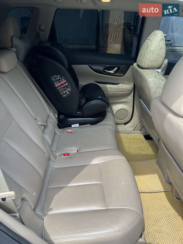 Позашляховик / Кросовер Nissan Rogue 2014 в Києві